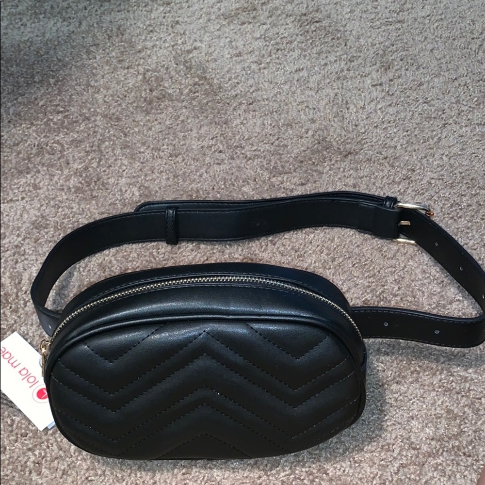 Black Fanny pack with belt